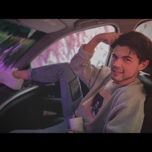 Meet your Posher, Markiiss